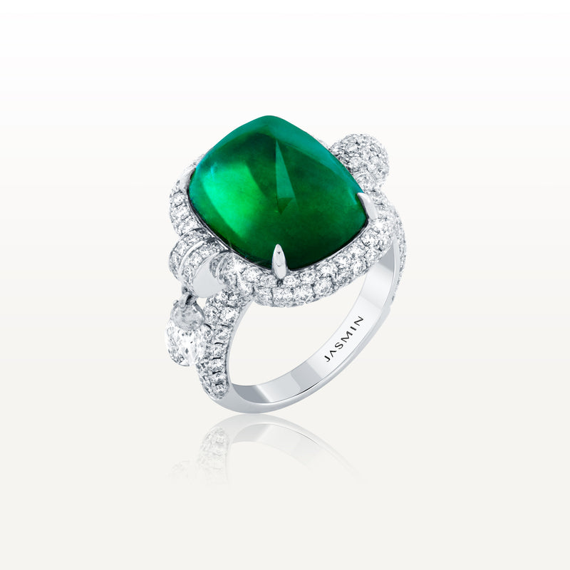 Sugar-loaf Colombian Emerald Diamond Ring